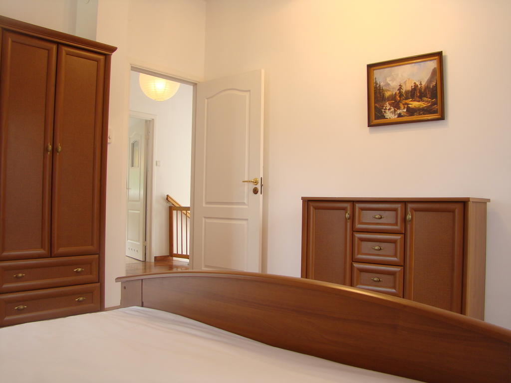 Bed and Breakfast Bobrowa Dolina Рын Номер фото